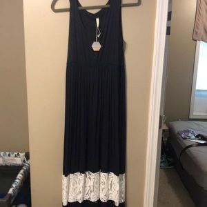 Women’s pink blush maternity dress